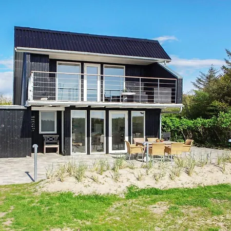 6 Person Holiday In * Hemmet